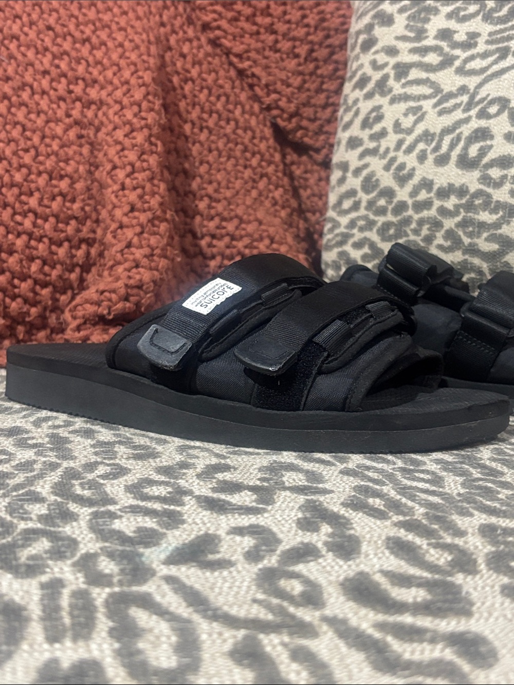 Suicoke sandals moto-cab black logo patch black utility strap mens 9 women’s 11